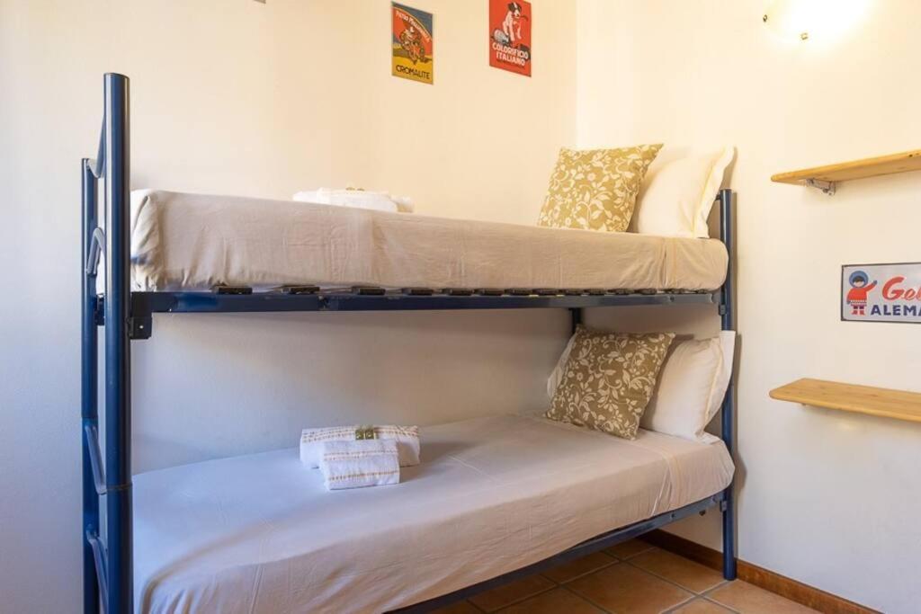 Luisa Sunny House Lägenhet Santa Maria Navarrese Exteriör bild